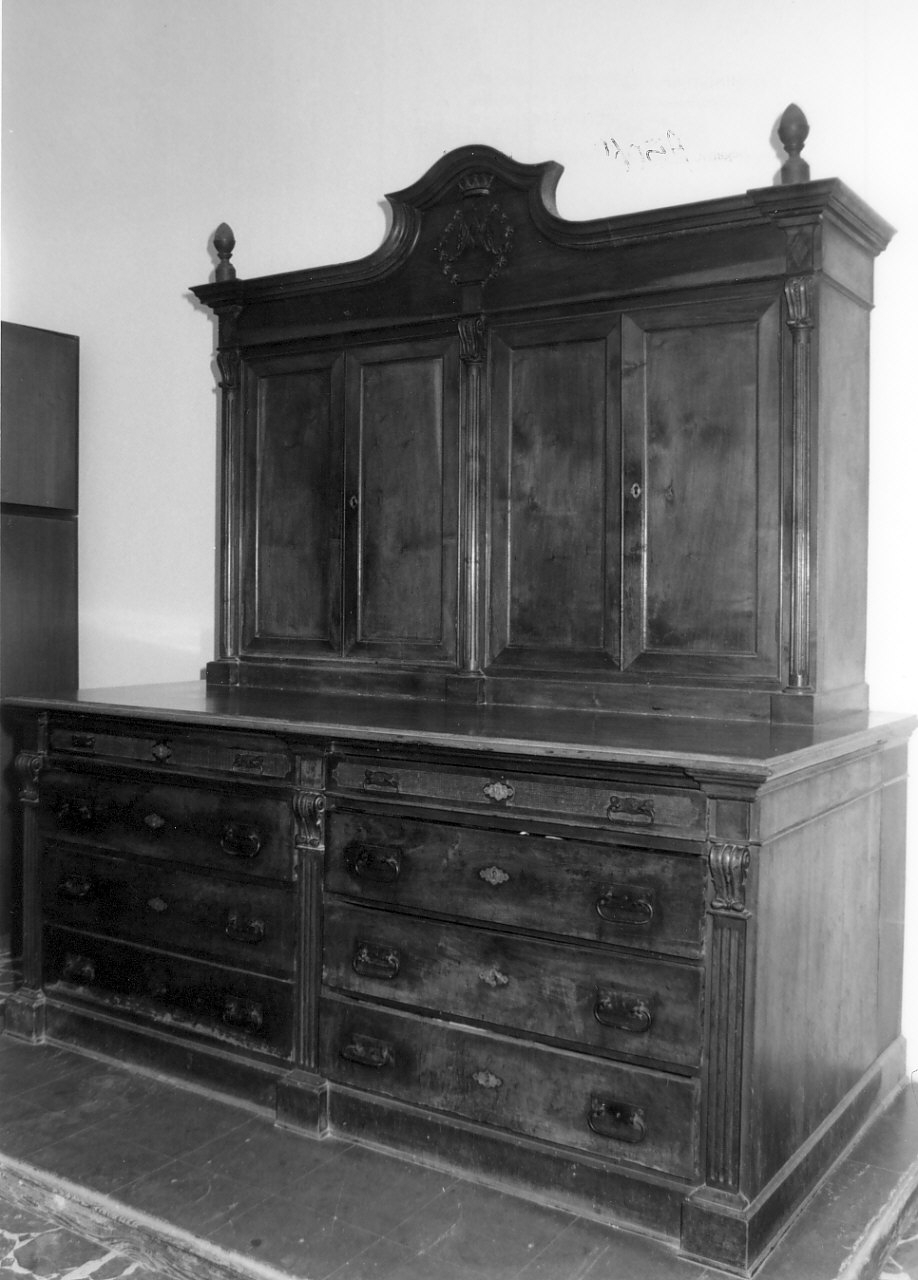 armadio da sacrestia, opera isolata - bottega calabrese (fine sec. XIX)