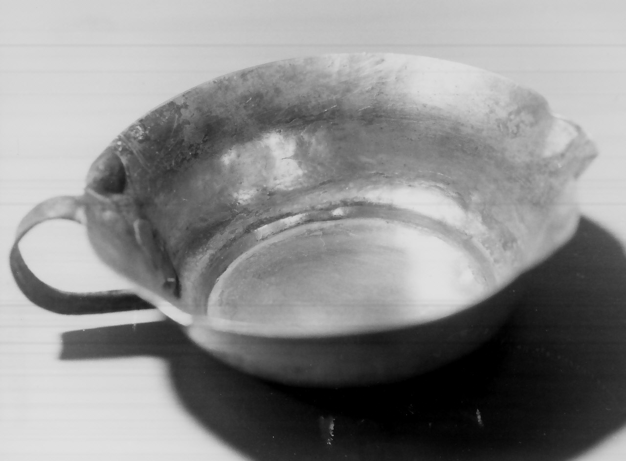 bacile per abluzioni - bottega calabrese (fine/inizio secc. XIX/ XX)