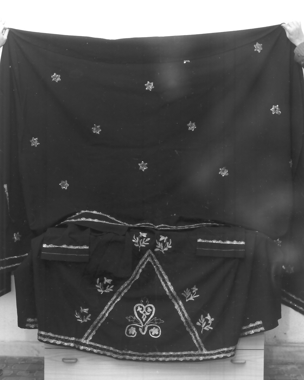 veste da statua - manifattura calabrese (sec. XIX)