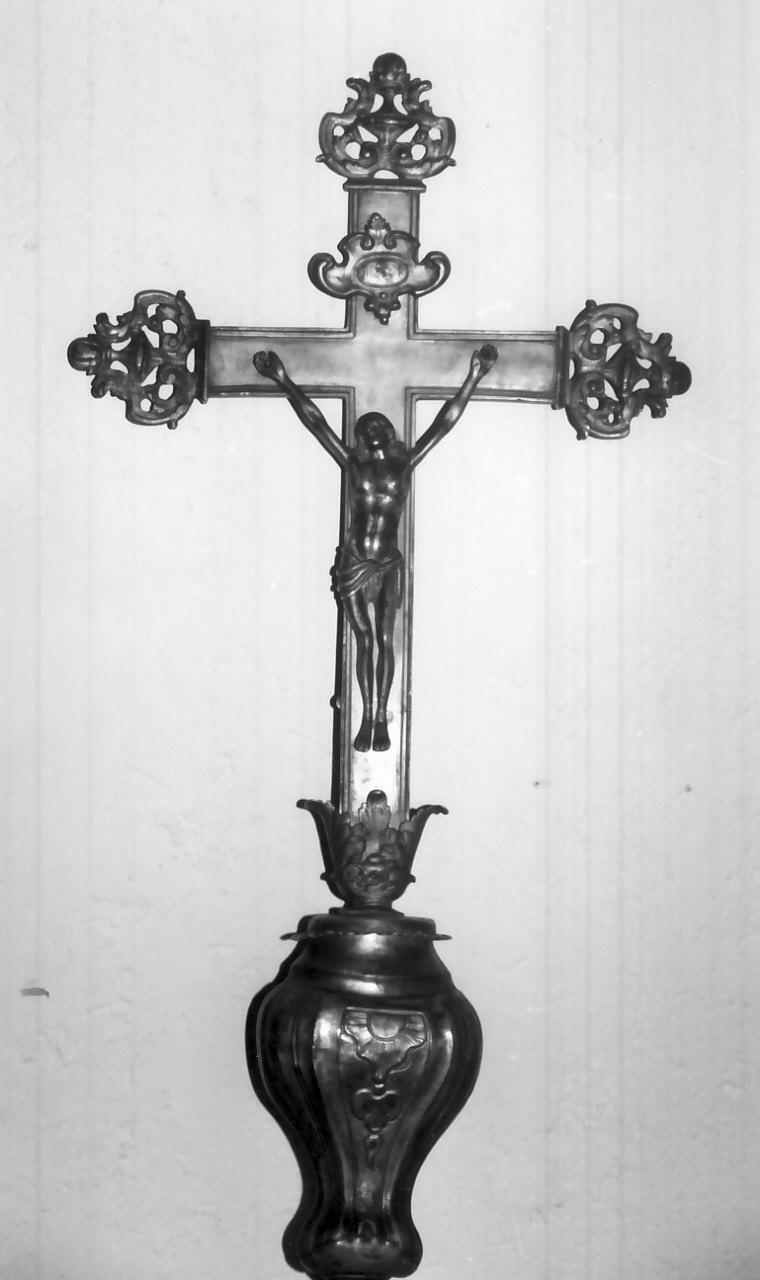 croce processionale, opera isolata - bottega Italia meridionale (prima metà sec. XIX)