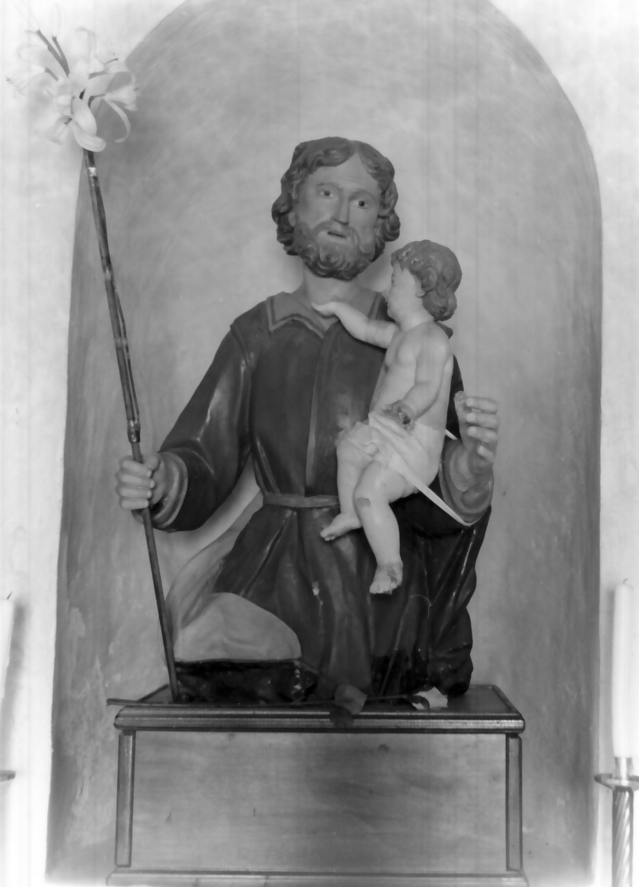 San Giuseppe e Gesù Bambino (scultura, opera isolata) - bottega Italia meridionale (inizio sec. XIX)