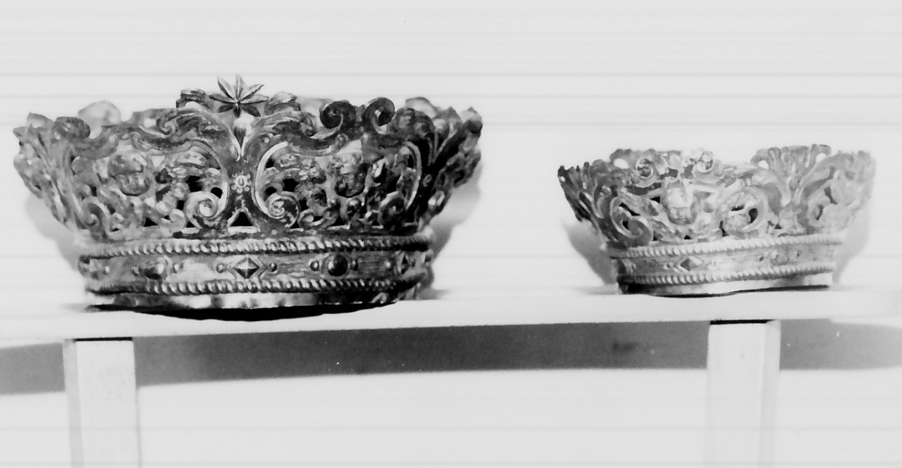 corona, coppia - bottega napoletana (sec. XVIII)