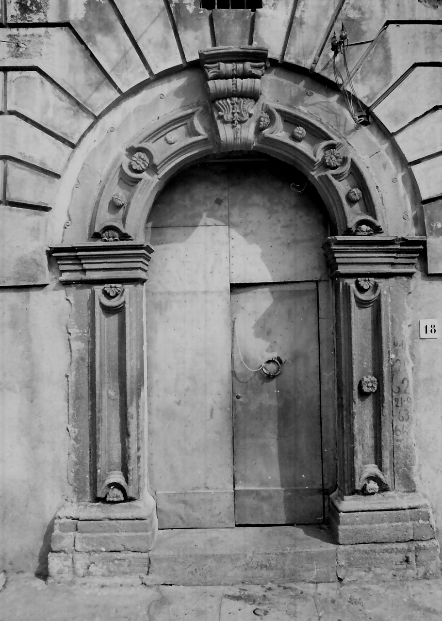 portale, opera isolata - bottega calabrese (sec. XVIII)