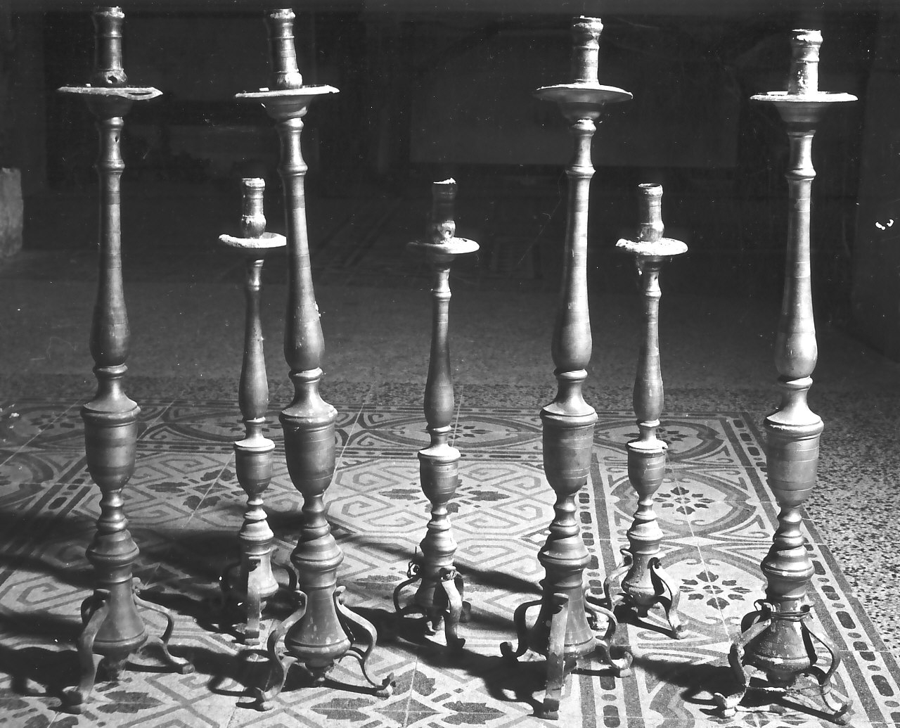 candeliere, serie - bottega calabrese (sec. XVIII)
