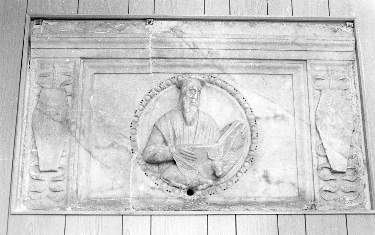 decorazione plastico-architettonica, opera isolata - bottega Italia meridionale (fine/inizio secc. XVI/ XVII)