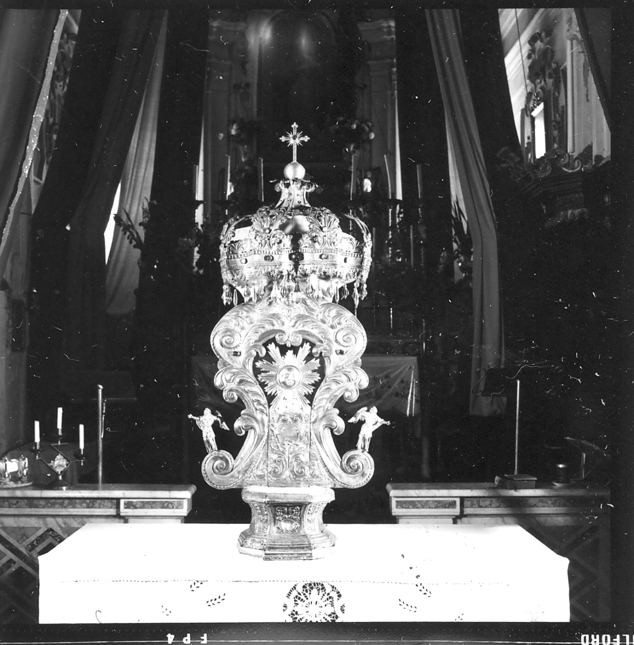 tronetto per esposizione eucaristica, opera isolata di Vecchio Salvatore (sec. XVIII)