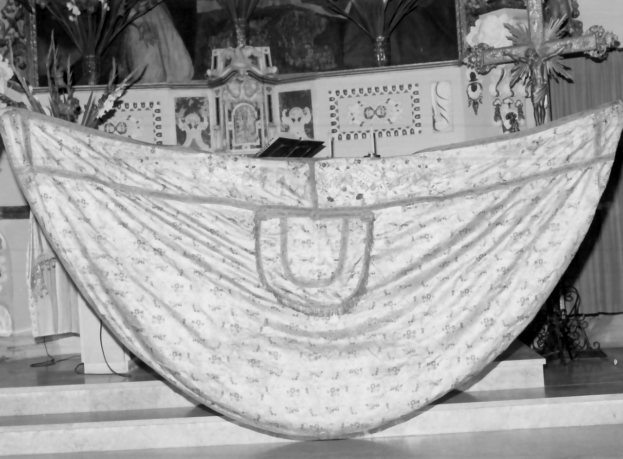 piviale, opera isolata - bottega calabrese (fine/inizio secc. XVIII/ XIX)