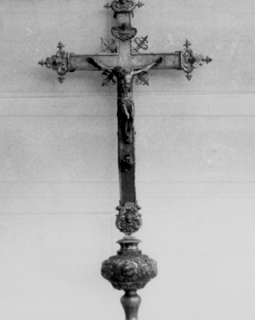 croce processionale, opera isolata di Pane Gaetano (primo quarto sec. XIX)