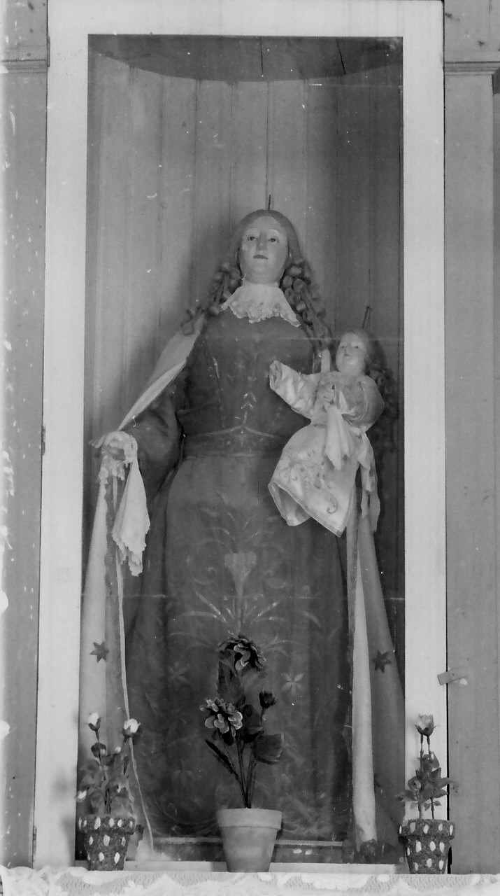 Madonna con Bambino (statua) - bottega napoletana (sec. XIX)