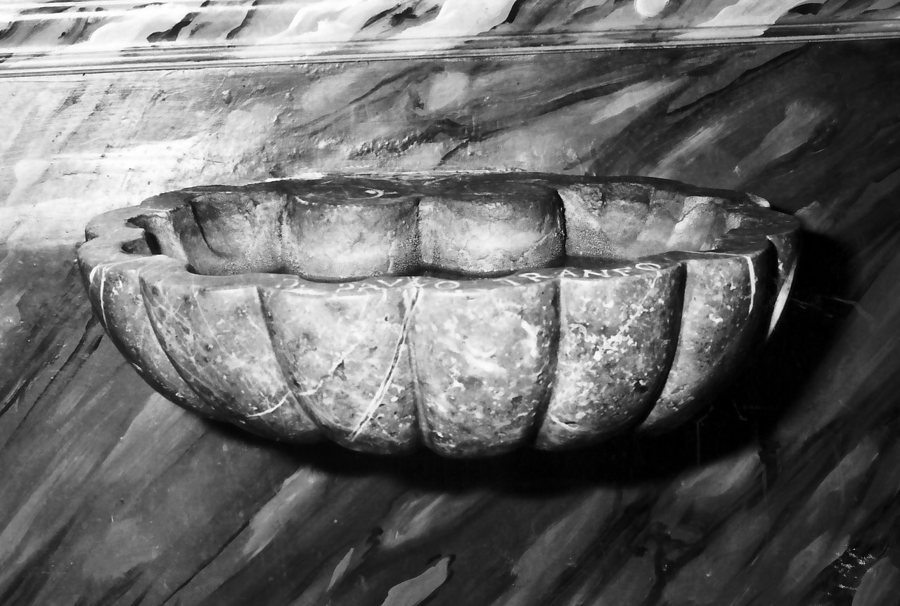 acquasantiera - a conchiglia, serie - bottega calabrese (sec. XIX)