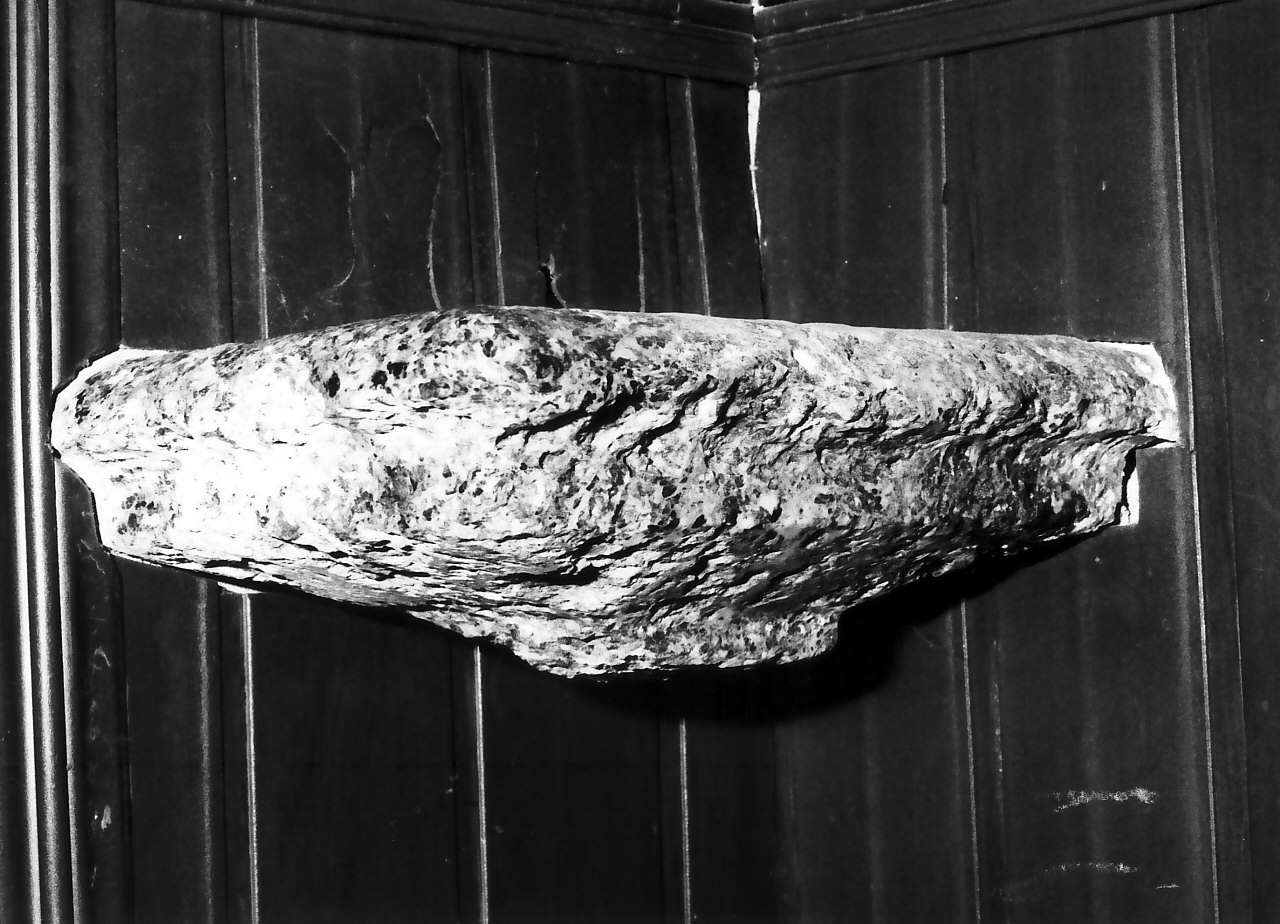 acquasantiera, opera isolata - bottega calabrese (sec. XVIII)