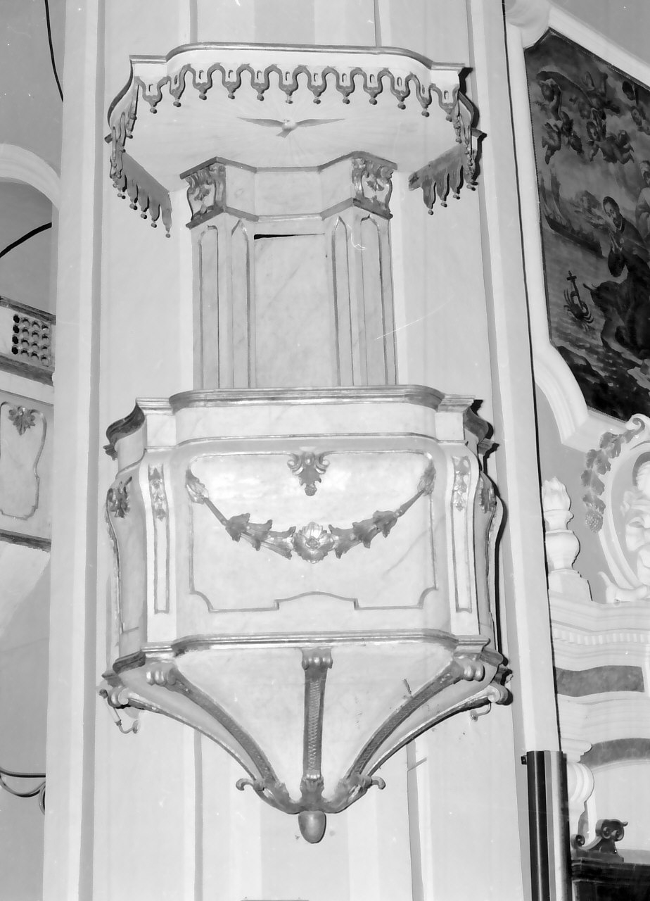 pulpito, opera isolata - bottega Italia meridionale (prima metà sec. XIX)