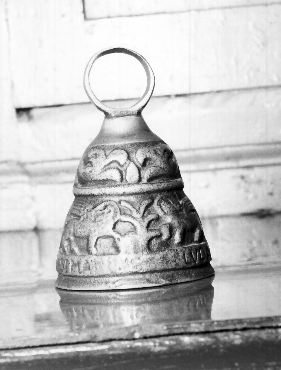 tintinnabolo, opera isolata - bottega Italia meridionale (sec. XIX)