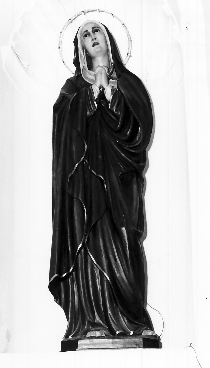 Madonna Addolorata (statua, opera isolata) di Stuflesser Giuseppe (prima metà sec. XX)