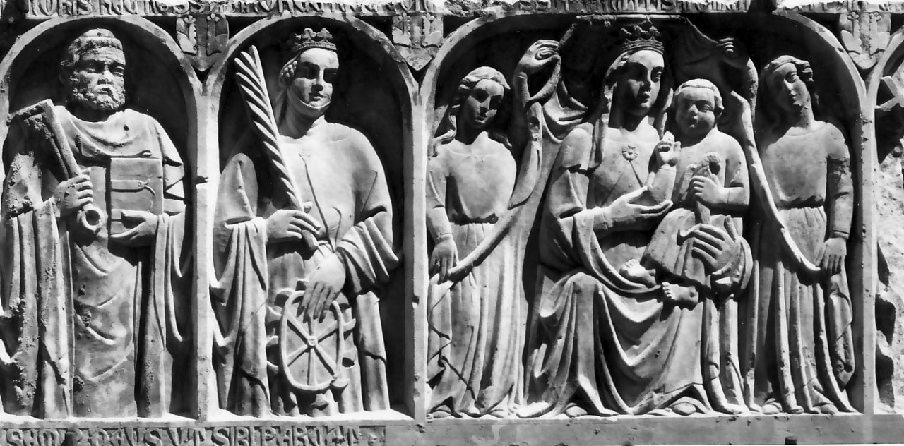 Madonna e Santi (lapide, frammento) di Nofri Andrea (attribuito) (sec. XIV)