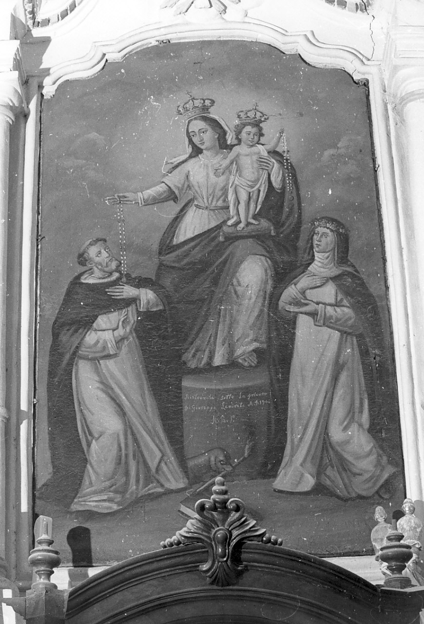 Madonna del Rosario con San Domenico e Santa Rosa da Lima (dipinto, opera isolata) - ambito Italia meridionale (fine sec. XVII)