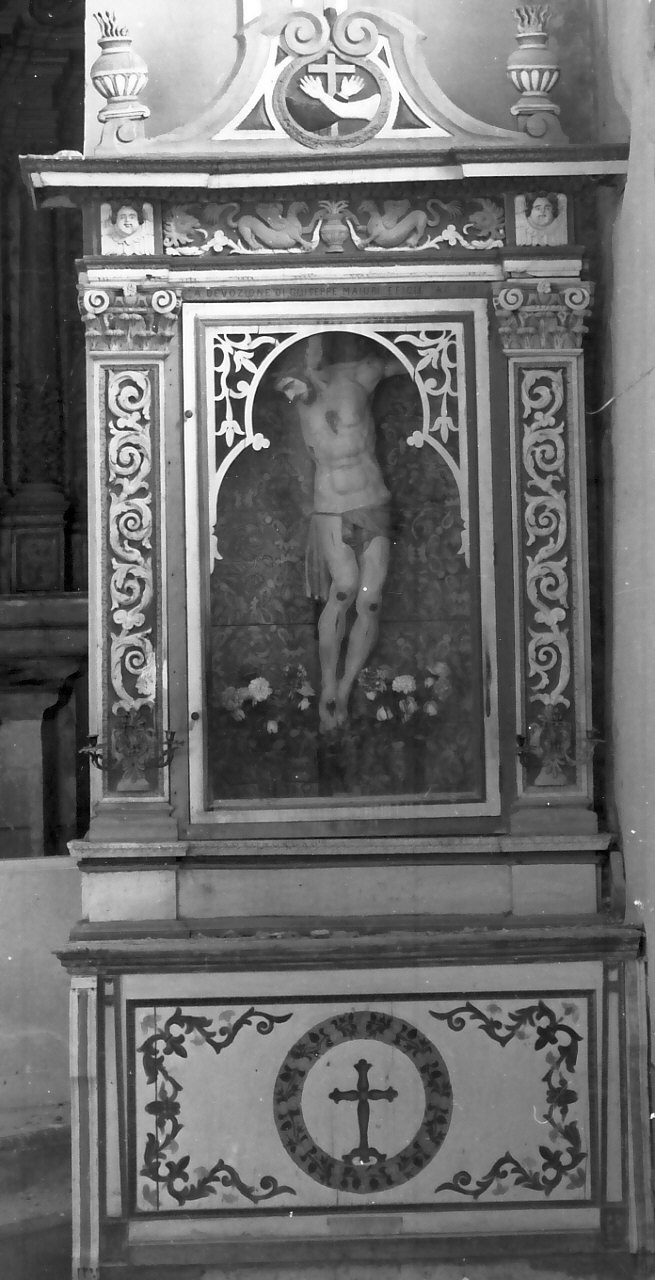 crocifisso - bottega Italia meridionale (sec. XX)