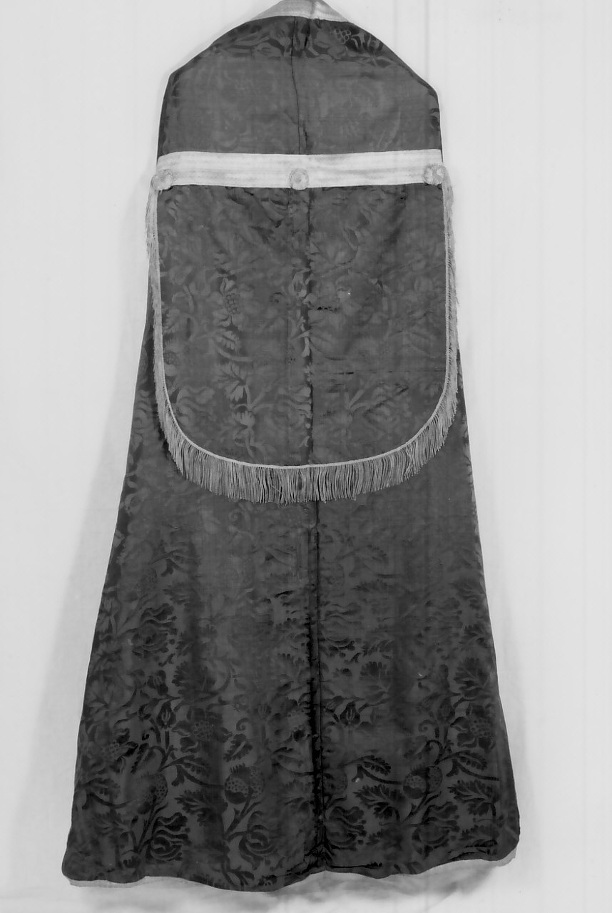 piviale, opera isolata - manifattura Italia meridionale (sec. XVIII)