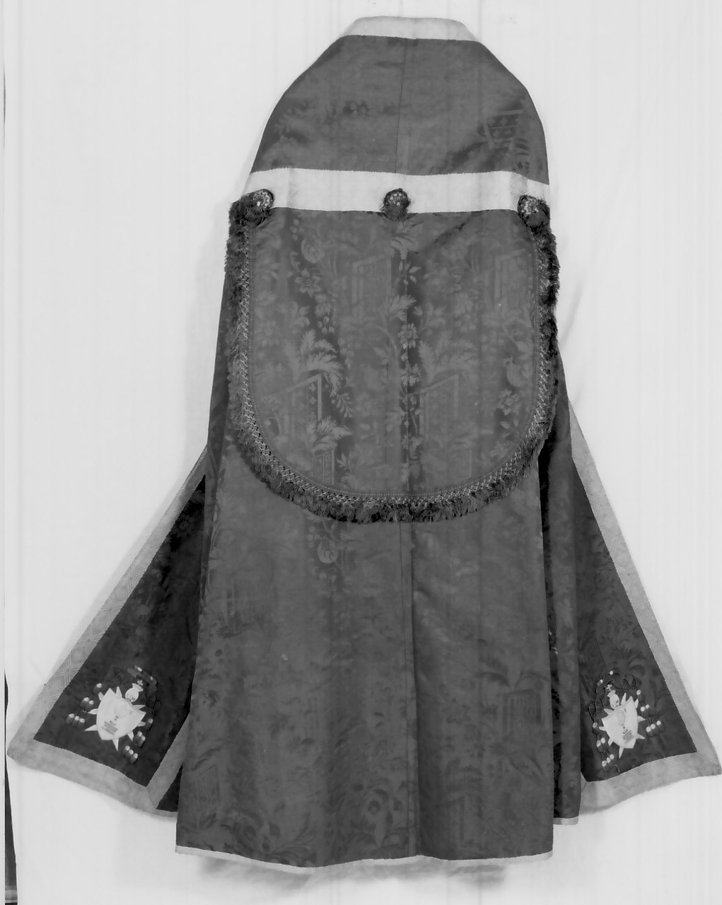 piviale, opera isolata - manifattura Italia meridionale (prima metà sec. XIX)