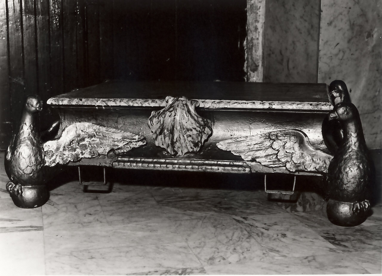 piedistallo di statua, opera isolata - bottega Italia meridionale (fine sec. XIX)