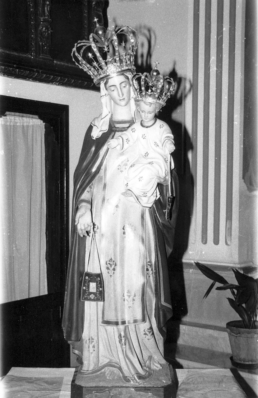 Madonna del Carmelo (statua, opera isolata) - bottega calabrese (sec. XX)