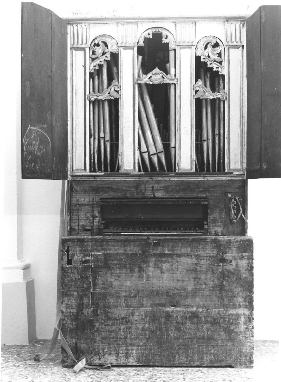 cassa d'organo, opera isolata - bottega Italia meridionale (fine/inizio secc. XVIII/ XIX)