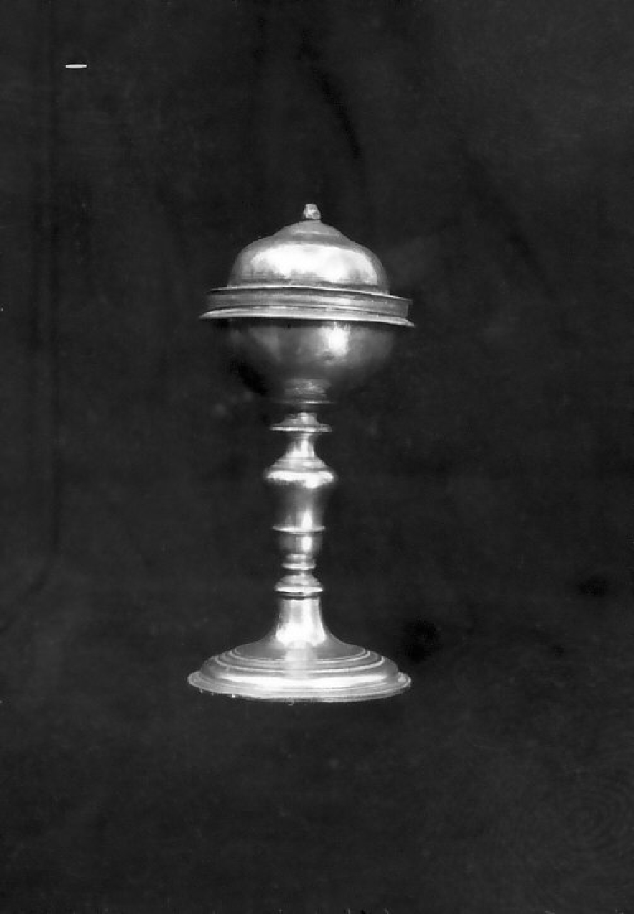 pisside, opera isolata - bottega Italia meridionale (sec. XVIII)