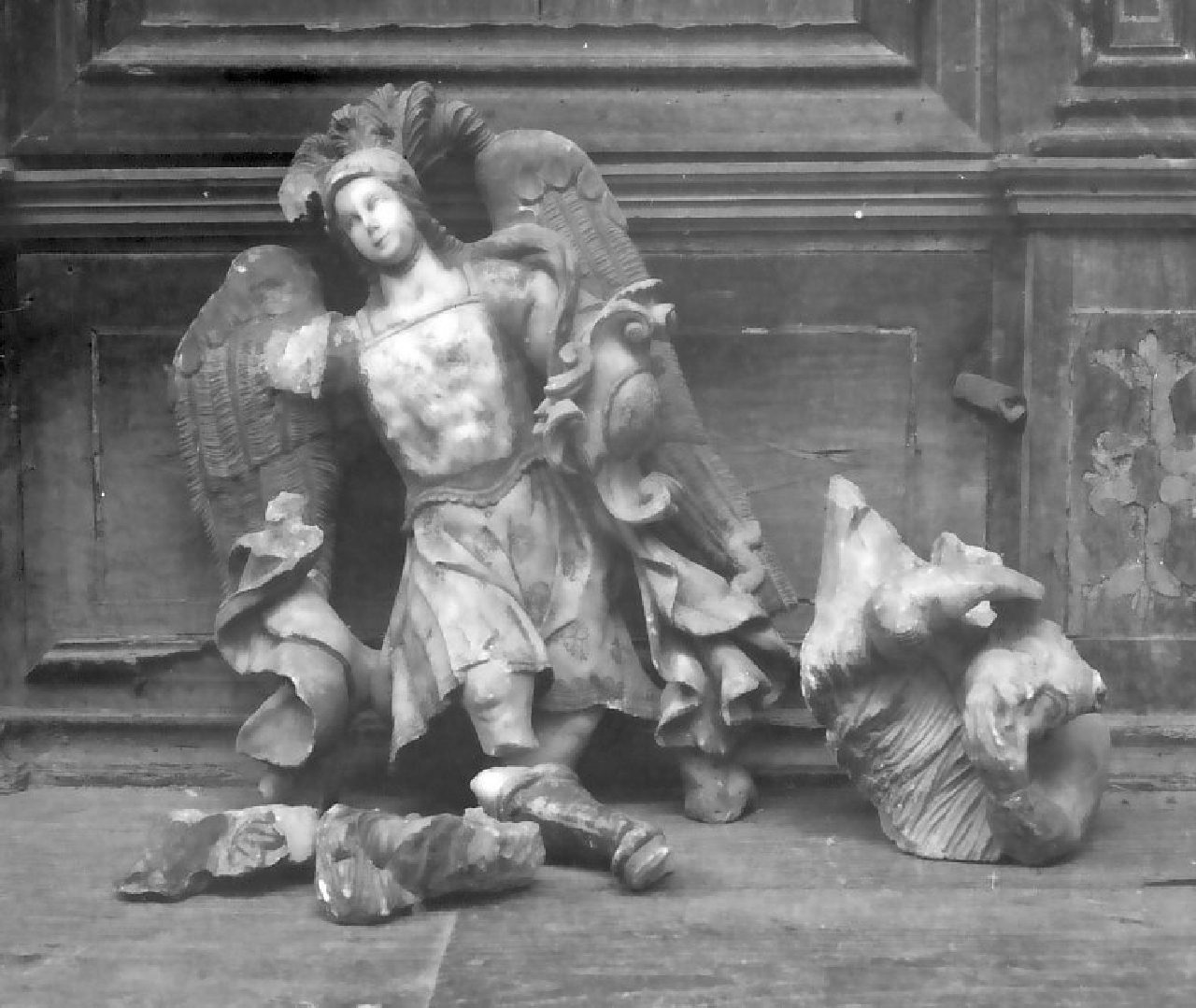 San Michele Arcangelo (statua, opera isolata) - bottega siciliana (fine/inizio secc. XVI/ XVII)