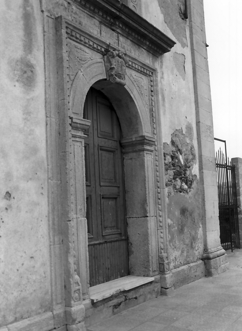 portale - bottega roglianese (sec. XVII)
