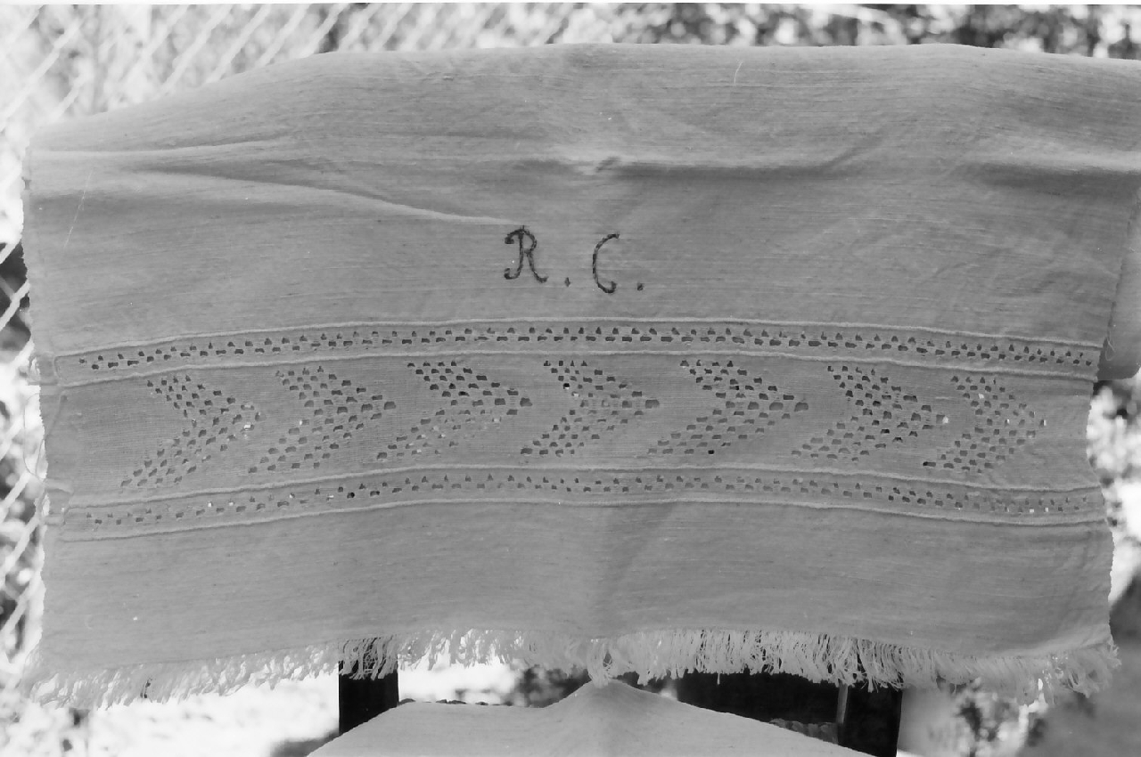 asciugamano, tessile di Caravona Rosa (contadina) (1938)