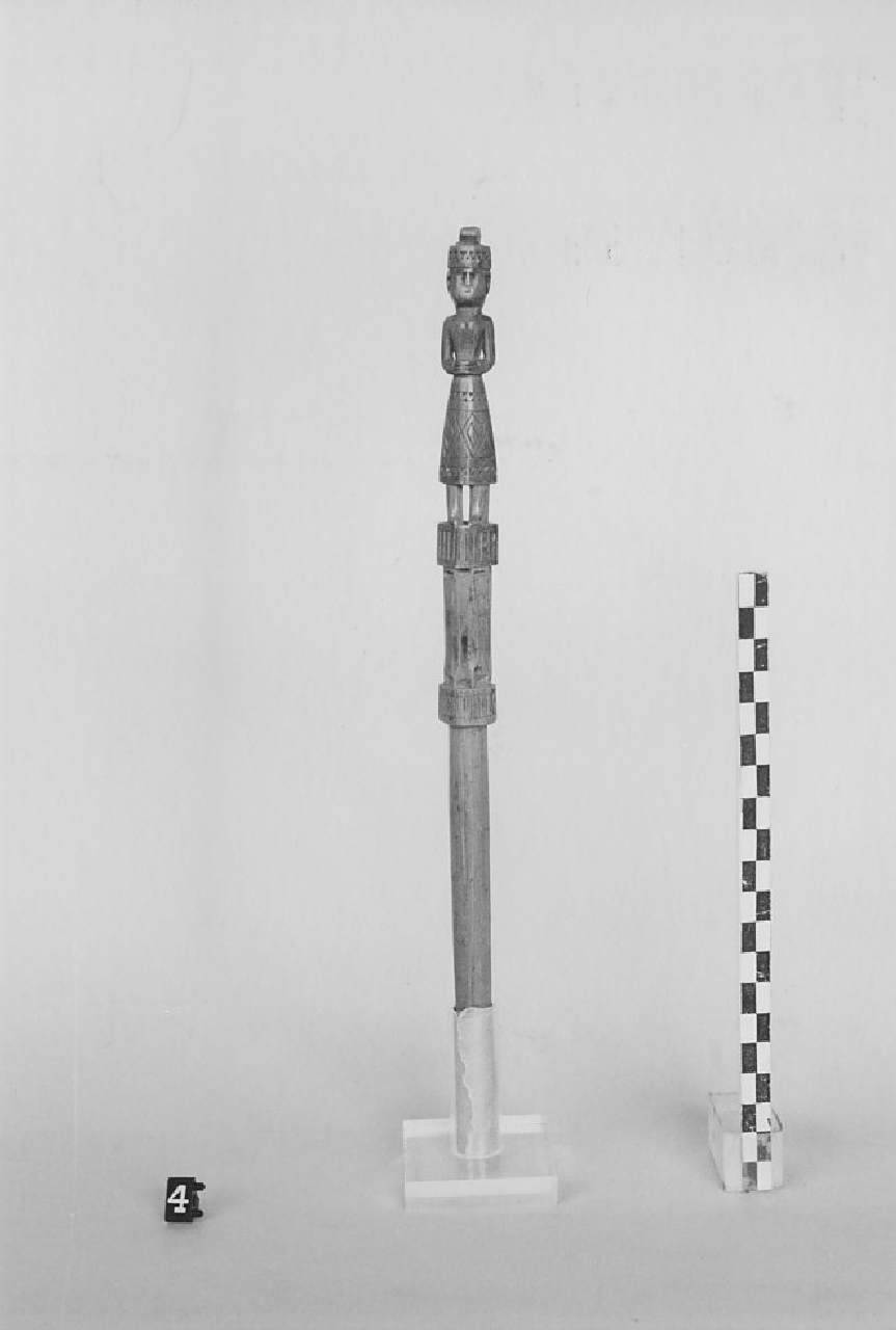 conocchia, strumenti per la filatura - artigianato pastorale (sec. XX prima metà)