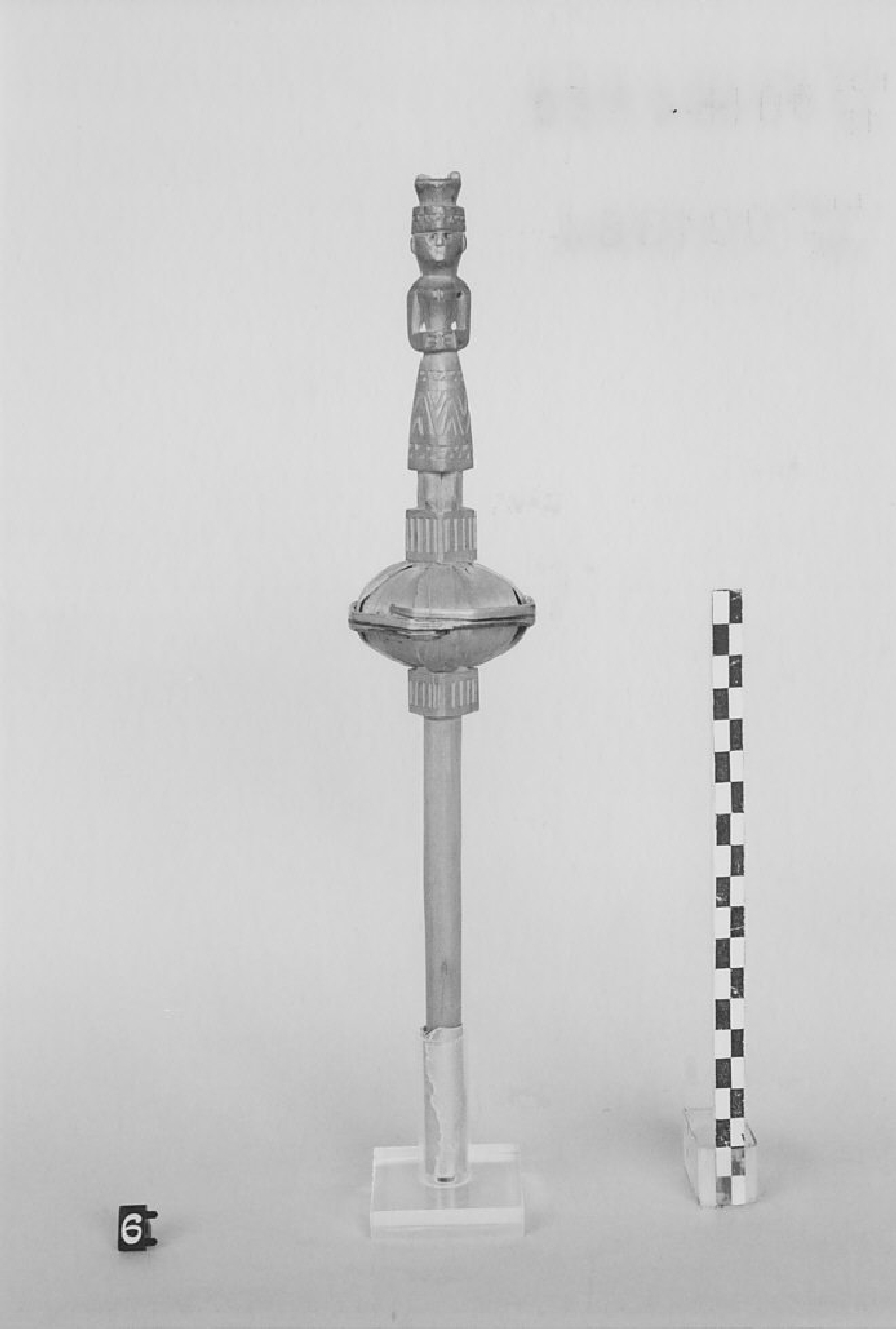 conocchia, strumenti per la filatura - artigianato pastorale (sec. XX prima metà)