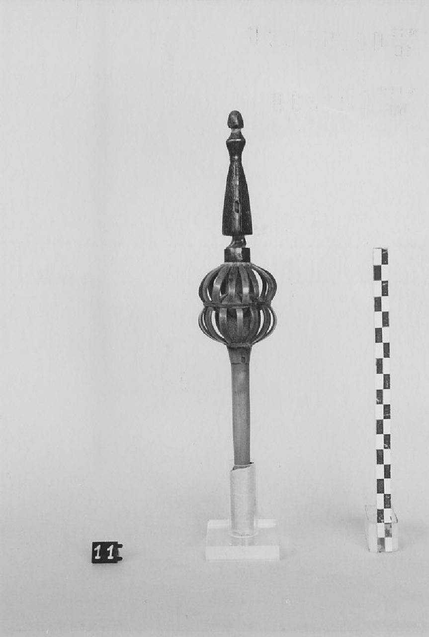 conocchia, strumenti per la filatura - artigianato pastorale (sec. XX prima metà)