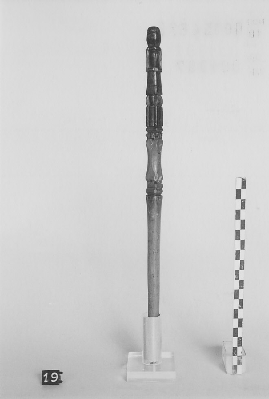 conocchia, strumenti per la filatura - artigianato pastorale (sec. XX prima metà)