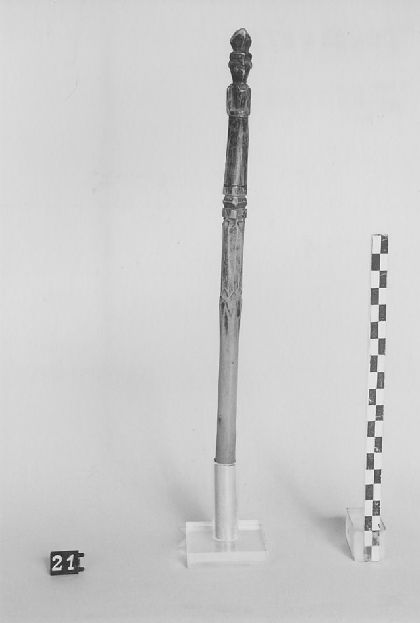 conocchia, strumenti per la filatura - artigianato pastorale (sec. XX prima metà)