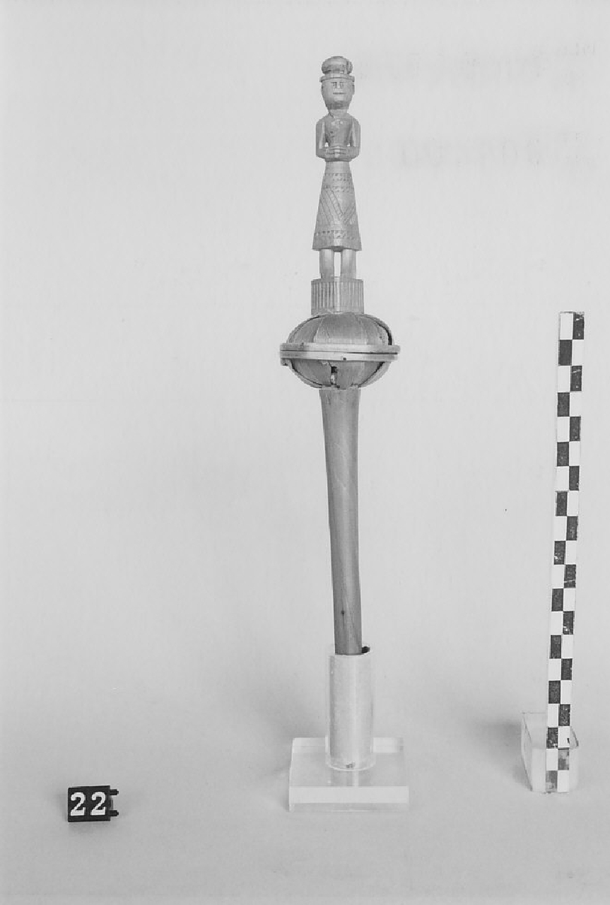 conocchia, strumenti per la filatura - artigianato pastorale (sec. XX)