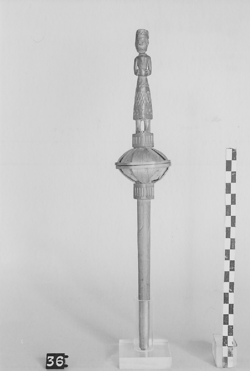 conocchia, strumenti per la filatura - artigianato pastorale (sec. XX)