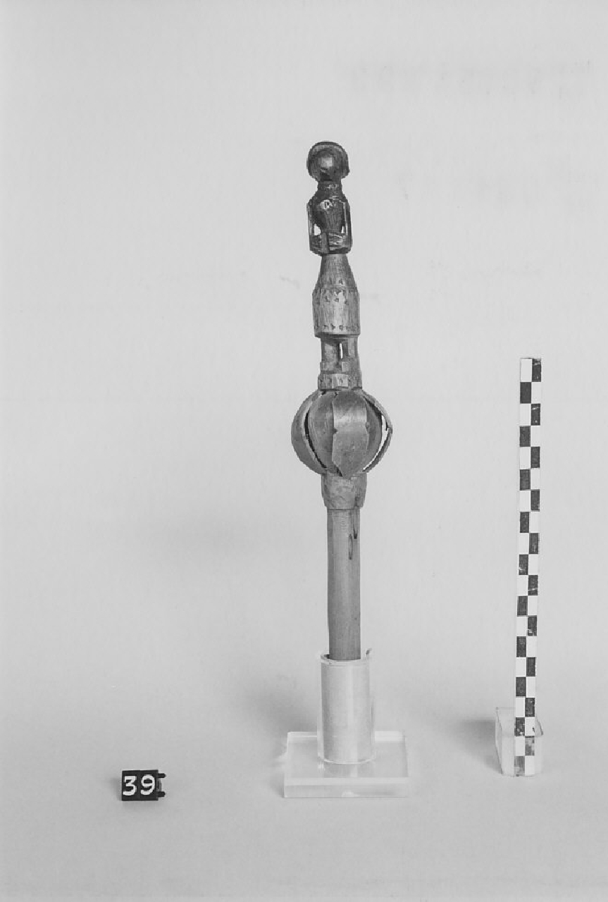 conocchia, strumenti per la filatura - artigianato pastorale (sec. XX)