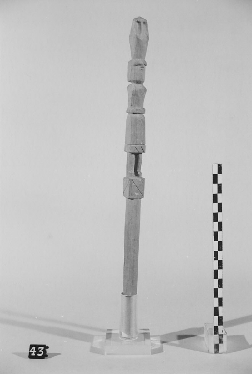 conocchia, strumenti per la filatura - artigianato pastorale (sec. XX seconda metà)