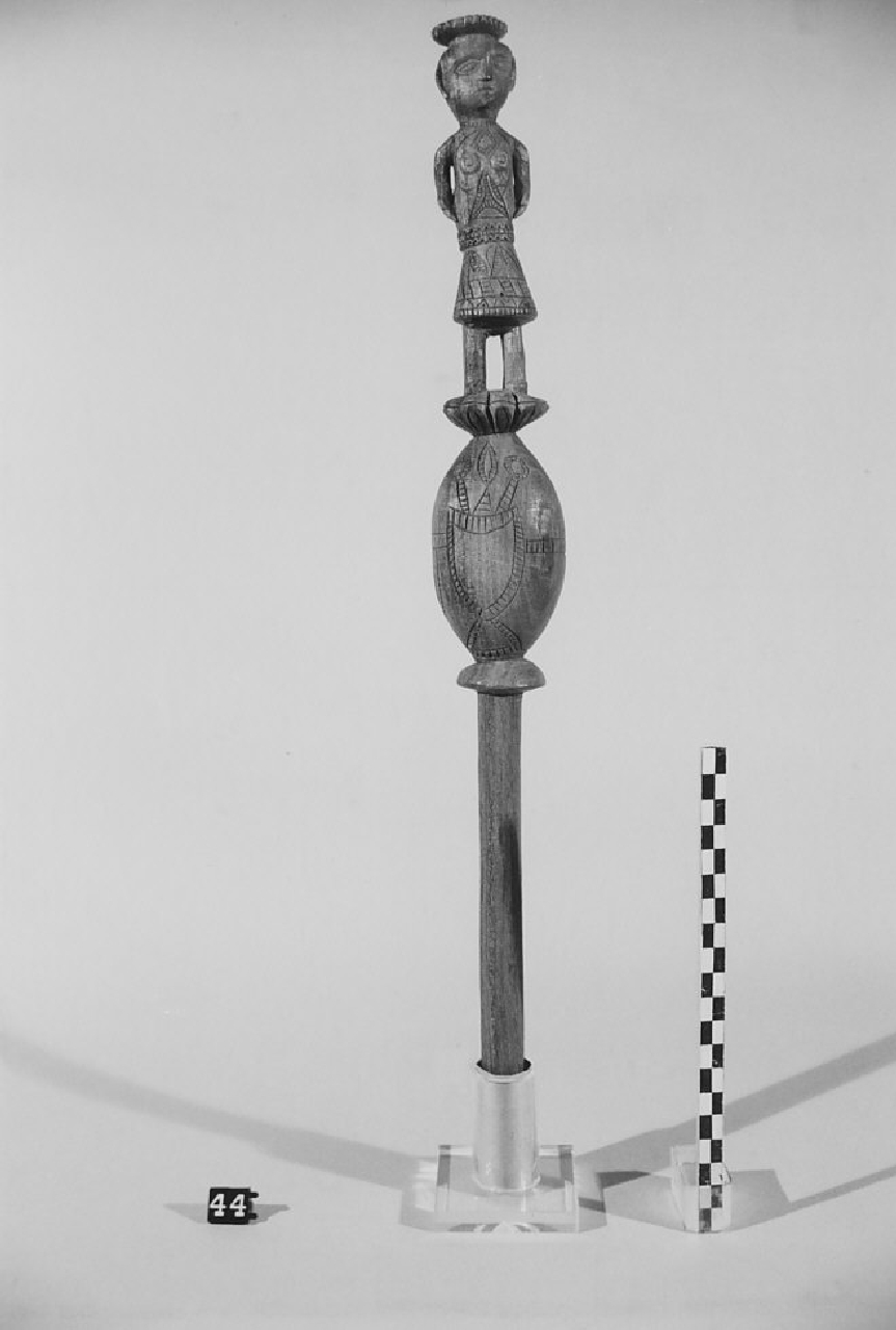 conocchia, strumenti per la filatura - artigianato pastorale (sec. XX)