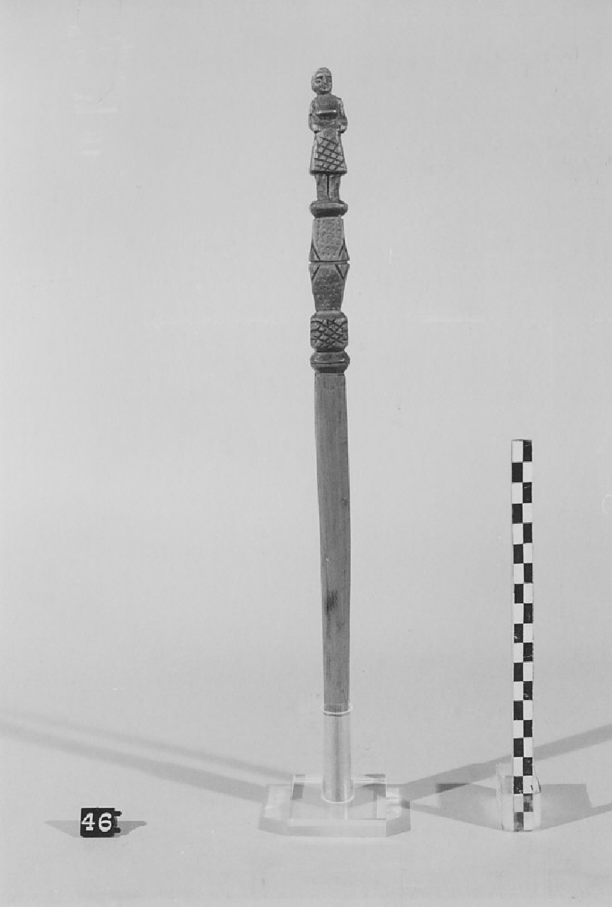 conocchia, strumenti per la filatura - artigianato pastorale (sec. XX prima metà)