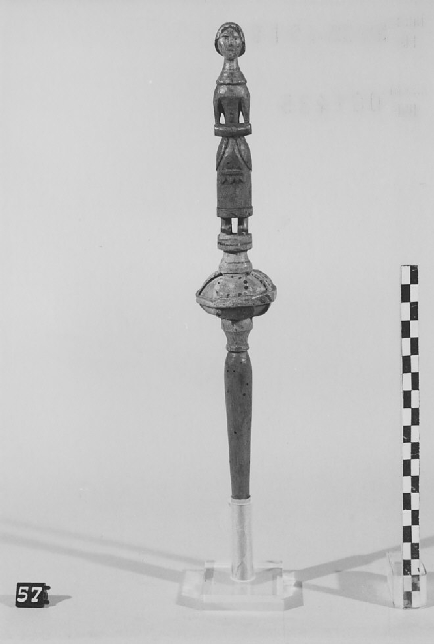 conocchia, strumenti per la filatura - artigianato pastorale (sec. XX)