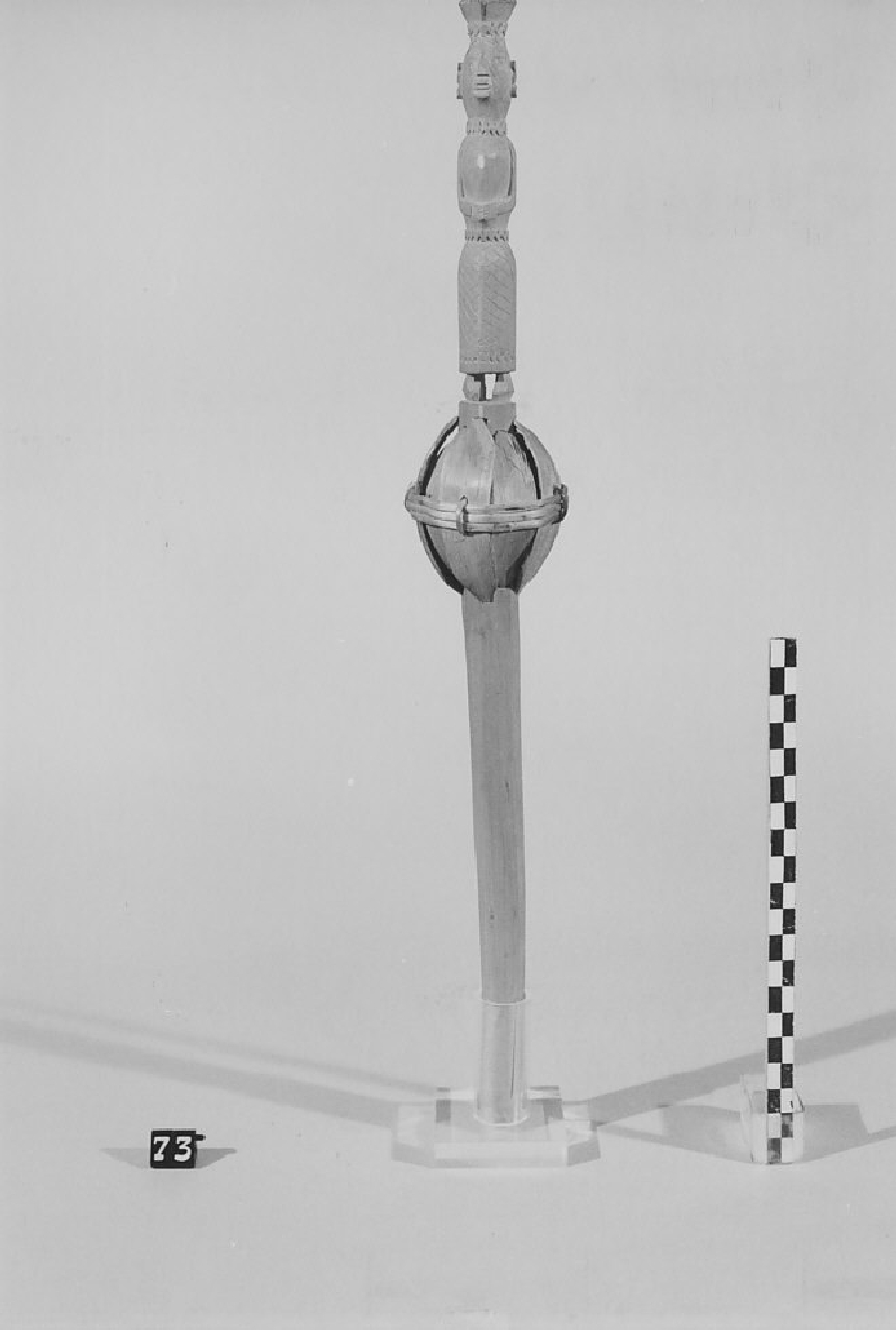 conocchia, strumenti per la filatura - artigianato pastorale (sec. XX)