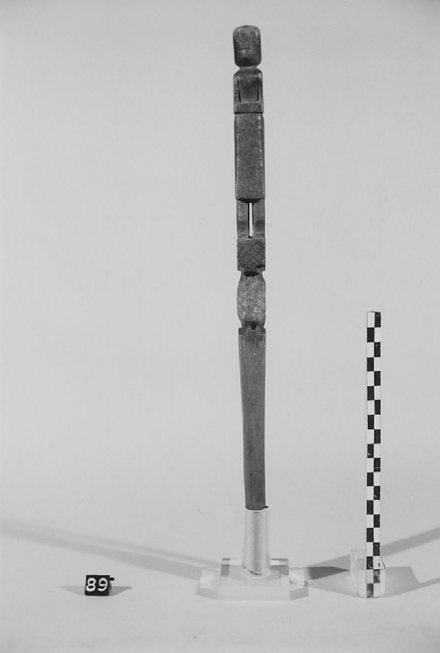 conocchia, strumenti per la filatura - artigianato pastorale (sec. XX)