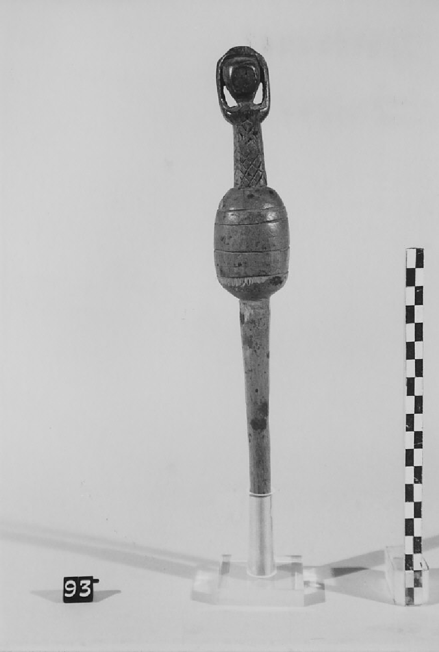 conocchia, strumenti per la filatura - artigianato pastorale (sec. XX prima metà)