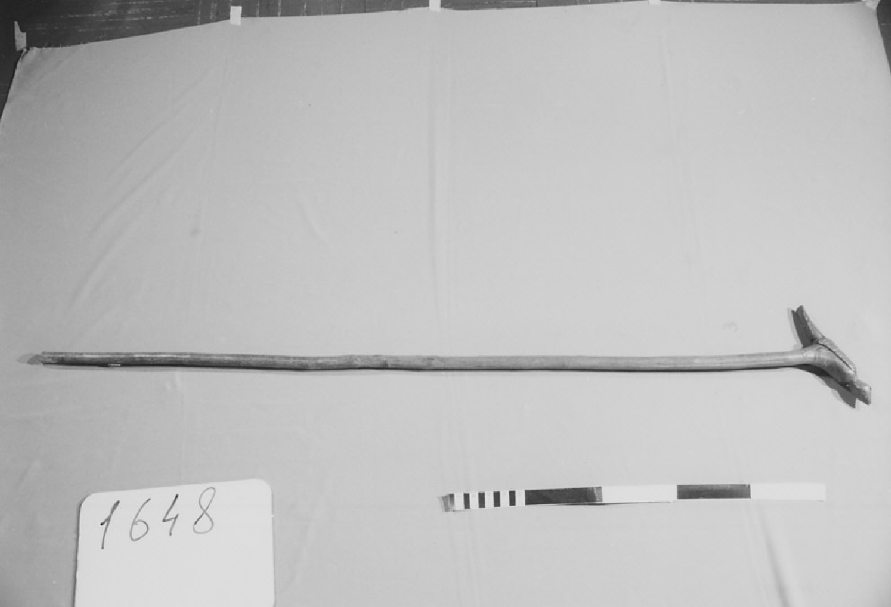 bastone, utensili per la pastorizia - artigianato pastorale (sec. XX prima metà)