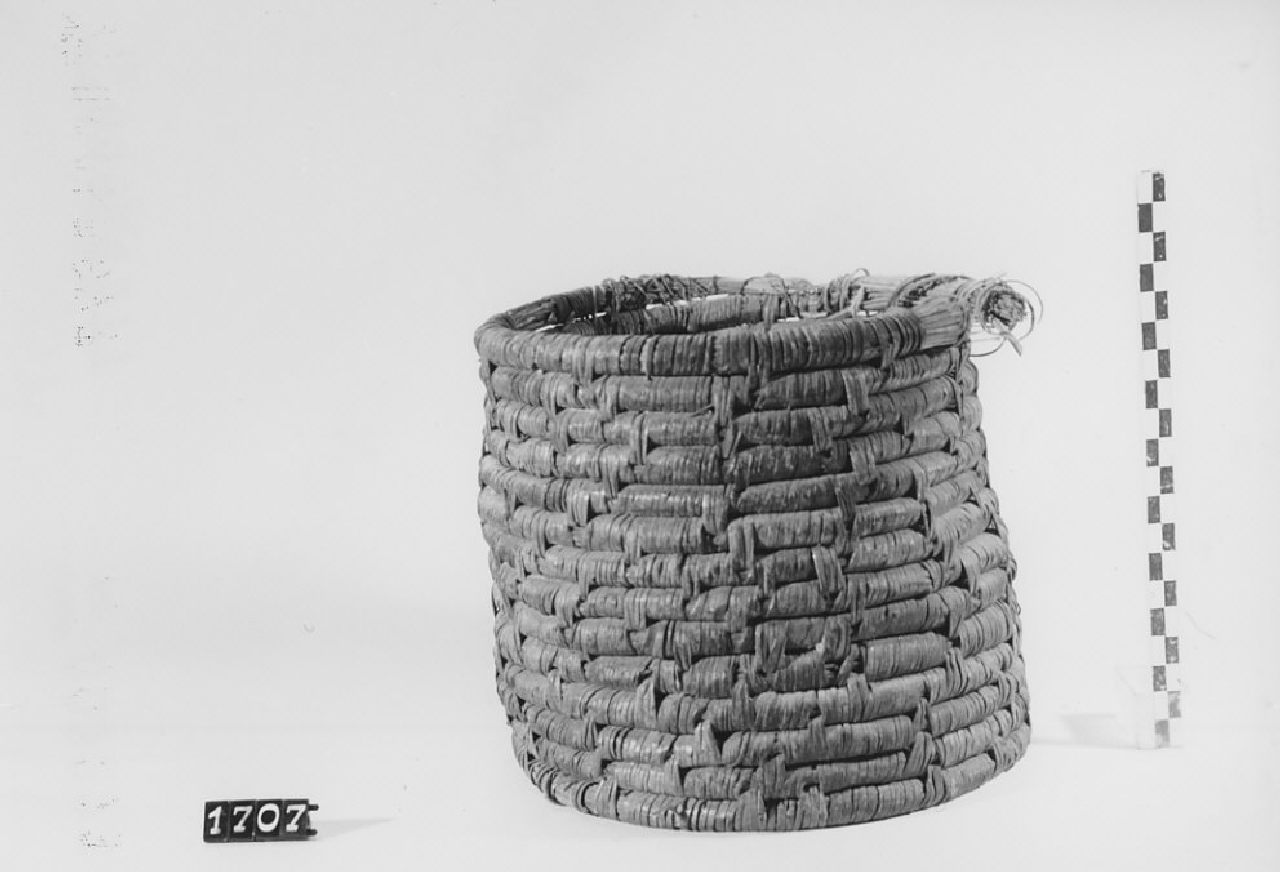 cesto, strumenti di misura agraria - manifattura (sec. XX prima metà)