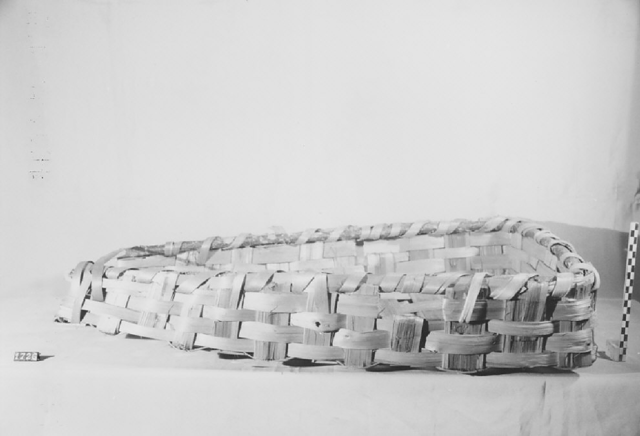 vaglio, utensili per l'agricoltura - manifattura (1960 ca)