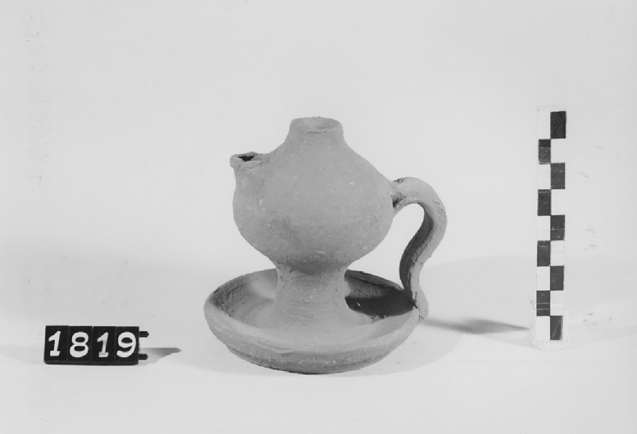 lucerna ad olio, sistemi di illuminazione - bottega del vasaio (sec. XX)