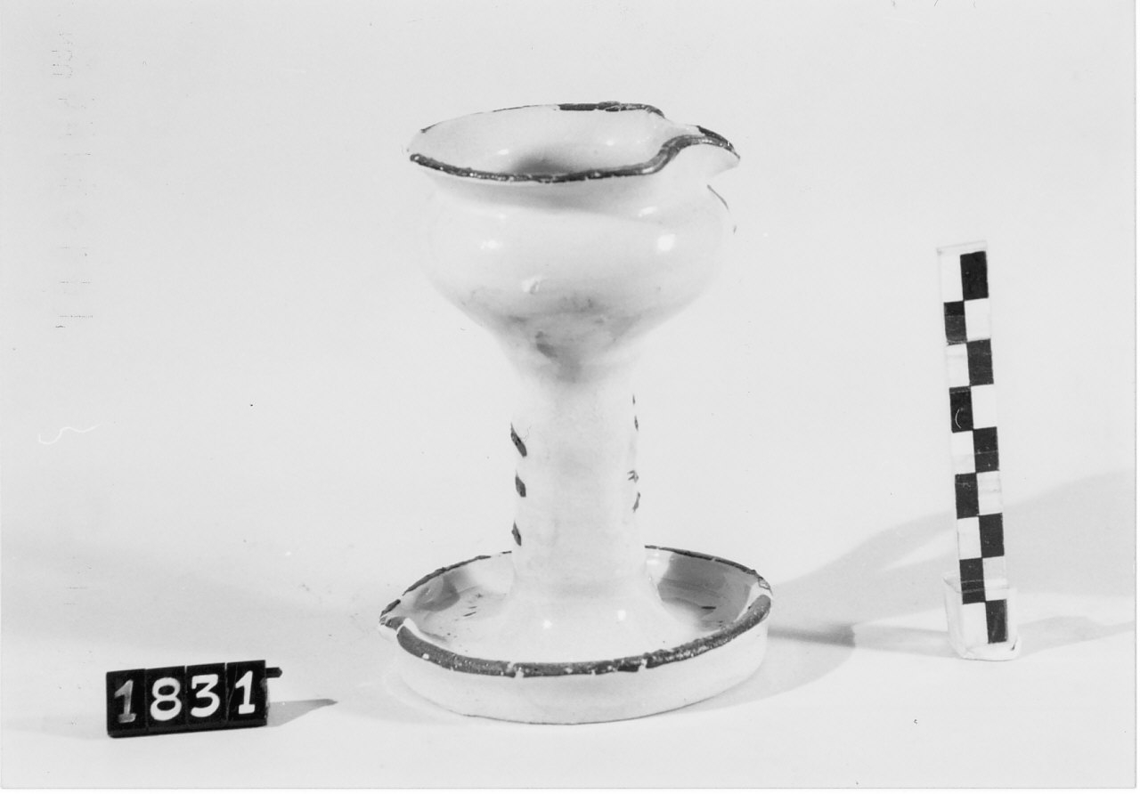 lucerna ad olio, sistemi di illuminazione - bottega del vasaio (sec. XX prima metà)